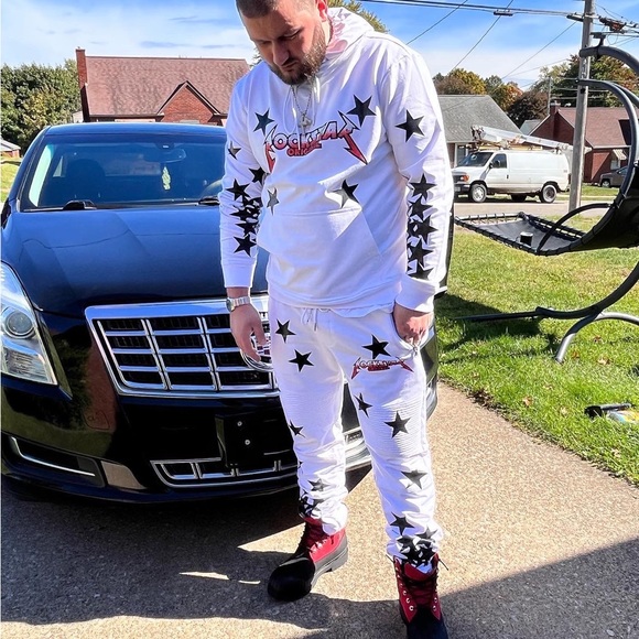 Meet your Posher, Mathew - Picture 10 of 16